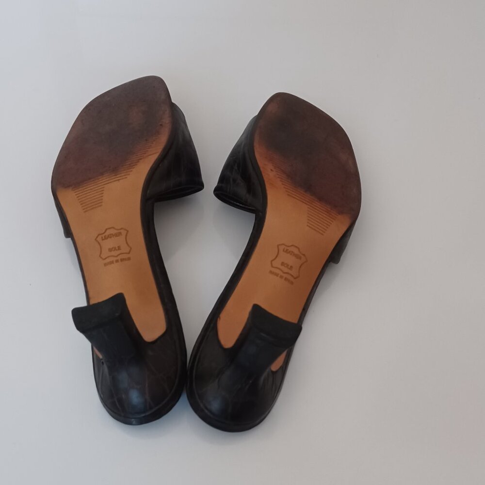 Stuart Weitzman Kitten Heels Sandals - image 7